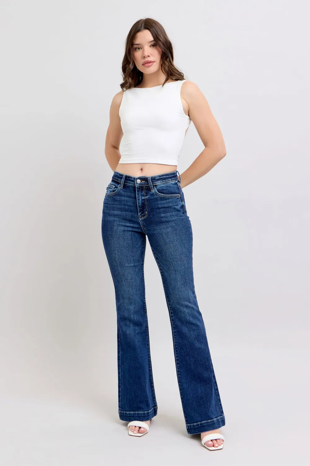 bb0a993d-f215-4dfa-85e2-e75eec27bee2-Max bb0a993d-f215-4dfa-85e2-e75eec27bee2-Max